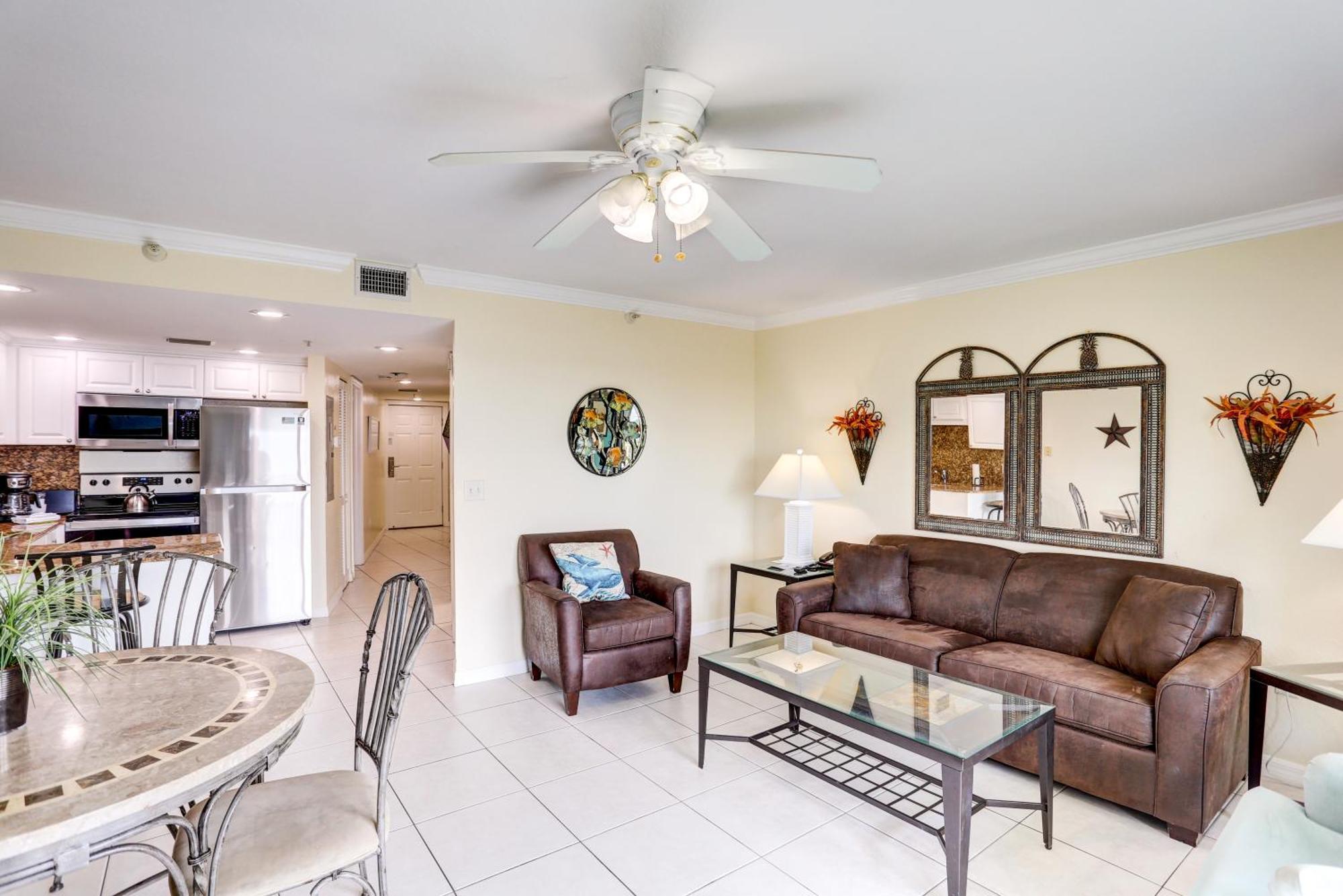 South Beach Condo Hotel By Travel Resort Services, Inc. St. Pete Beach Extérieur photo