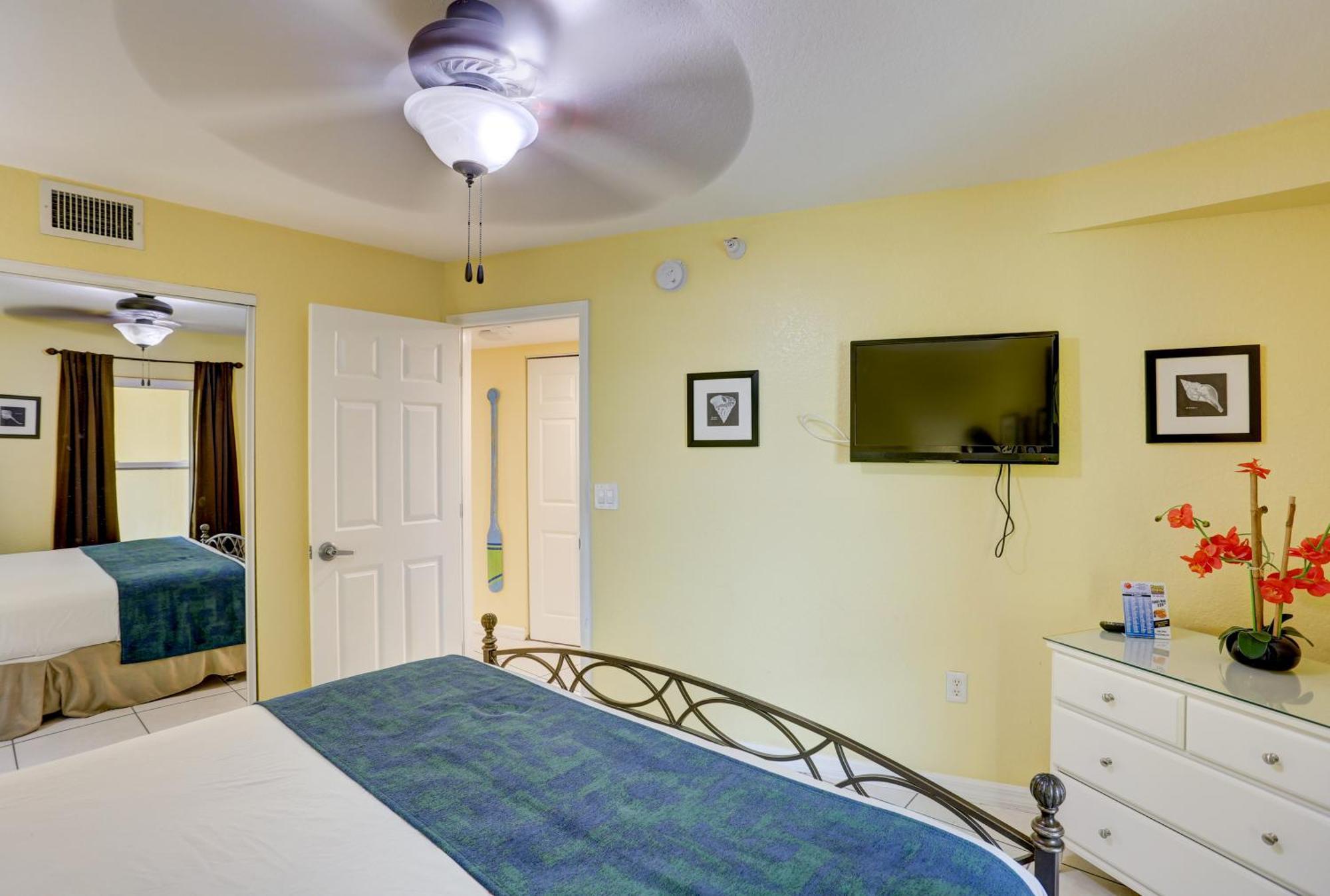 South Beach Condo Hotel By Travel Resort Services, Inc. St. Pete Beach Extérieur photo