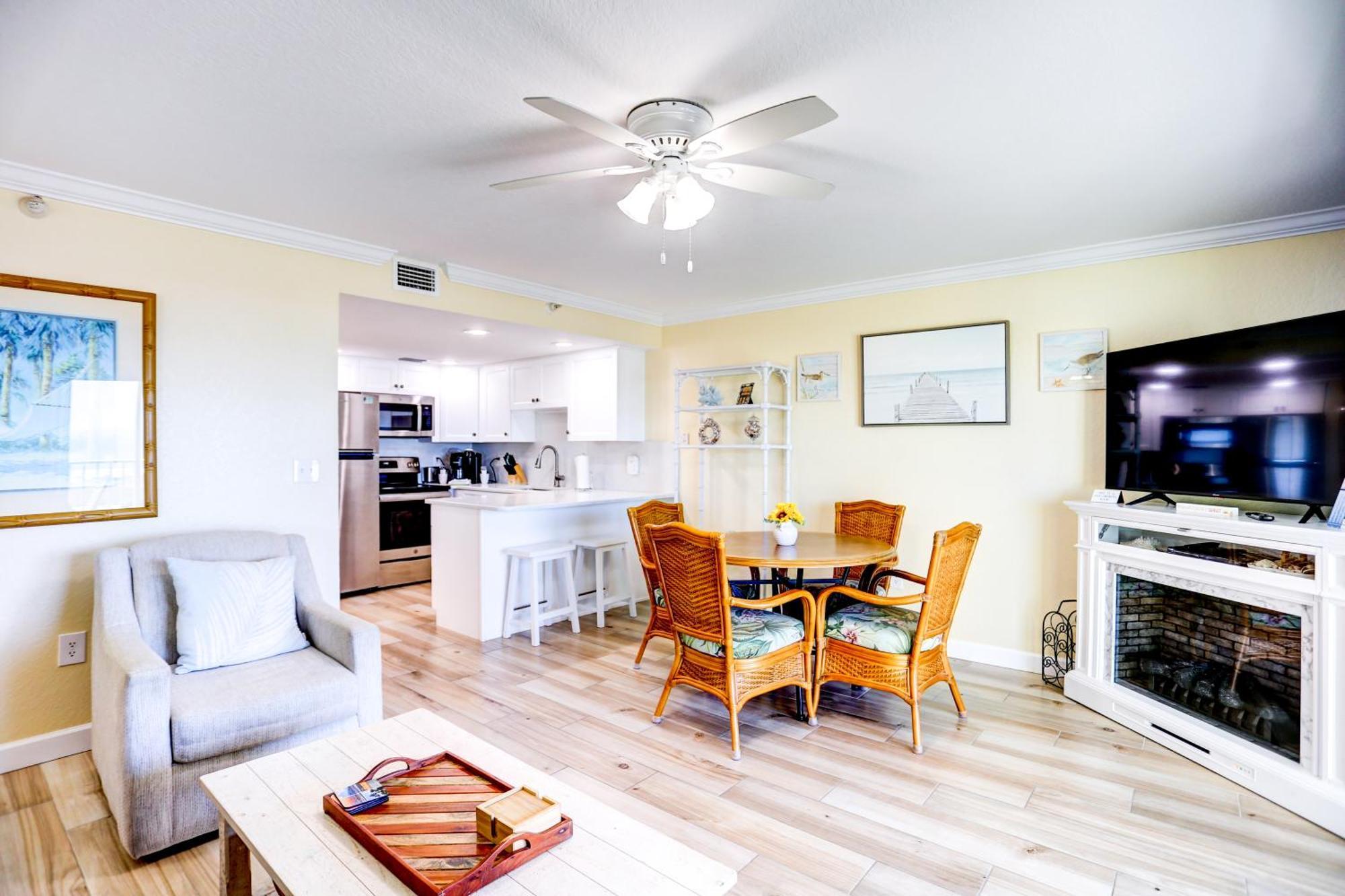 South Beach Condo Hotel By Travel Resort Services, Inc. St. Pete Beach Extérieur photo