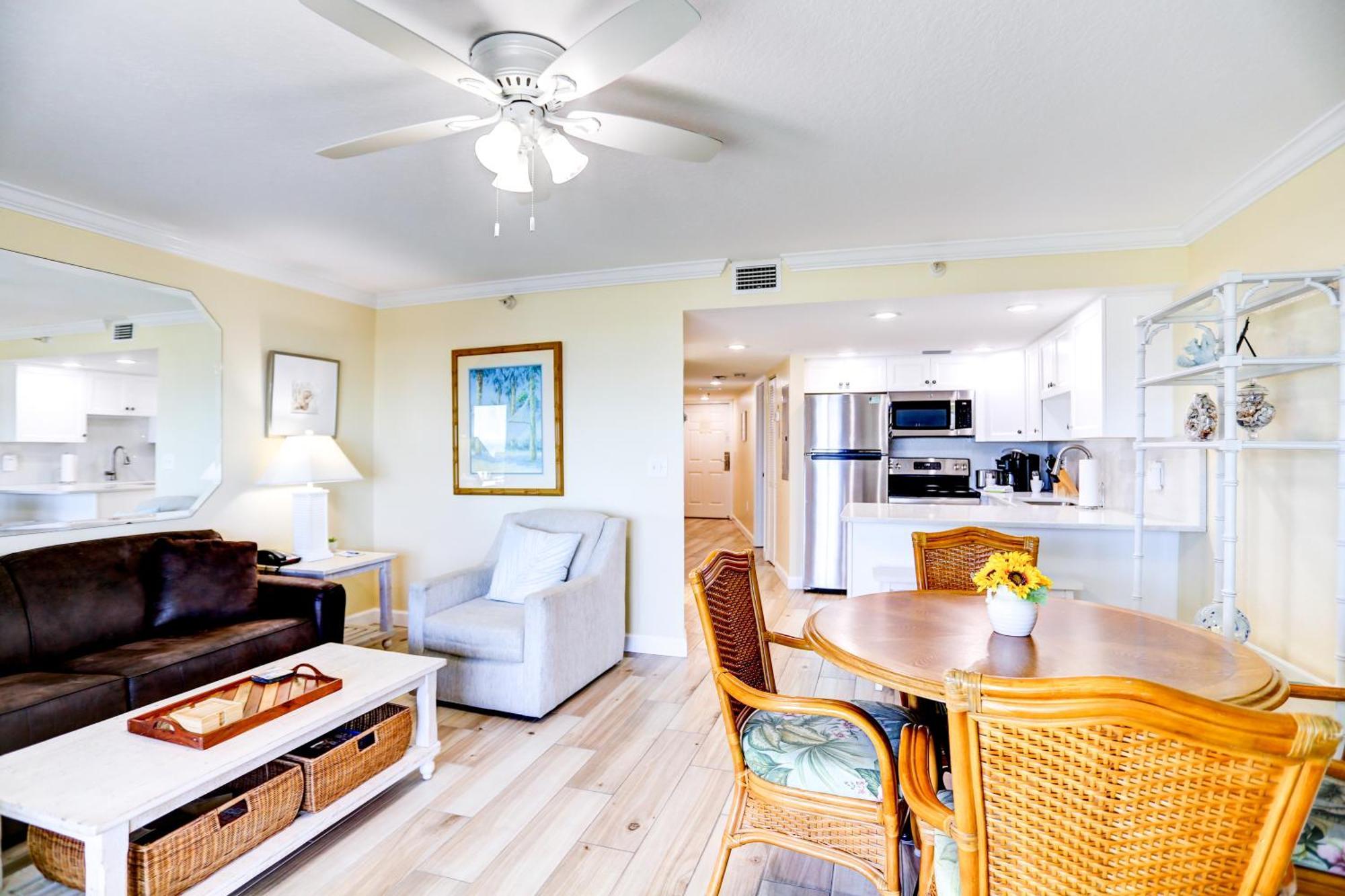 South Beach Condo Hotel By Travel Resort Services, Inc. St. Pete Beach Extérieur photo