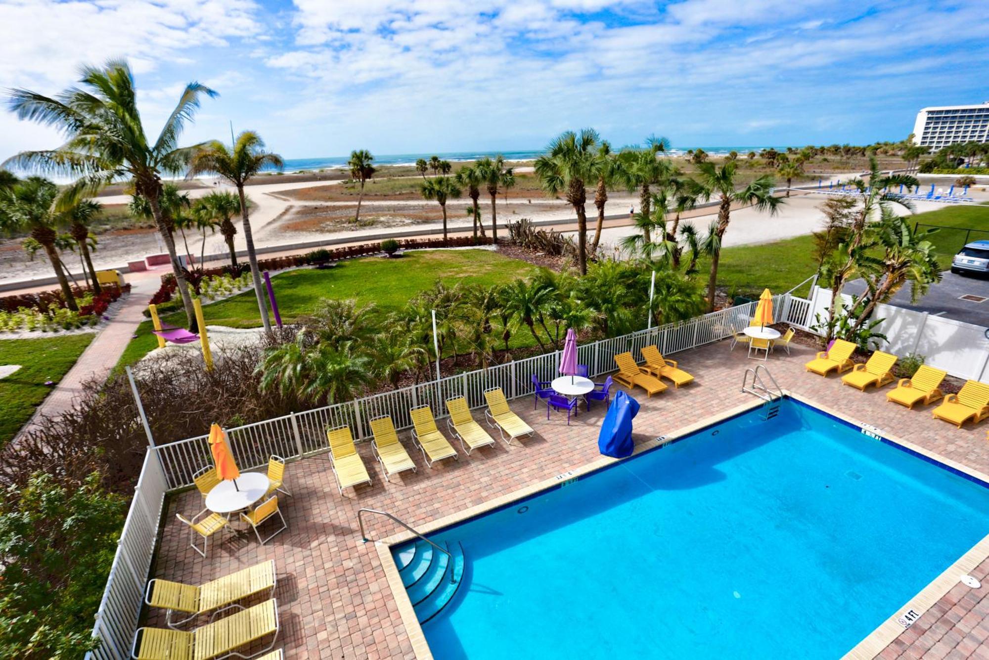 South Beach Condo Hotel By Travel Resort Services, Inc. St. Pete Beach Extérieur photo