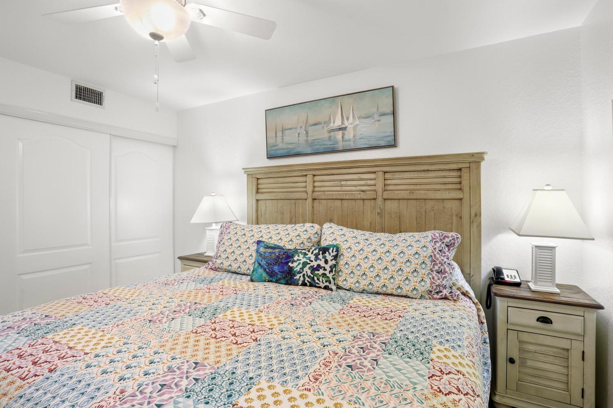 South Beach Condo Hotel By Travel Resort Services, Inc. St. Pete Beach Extérieur photo